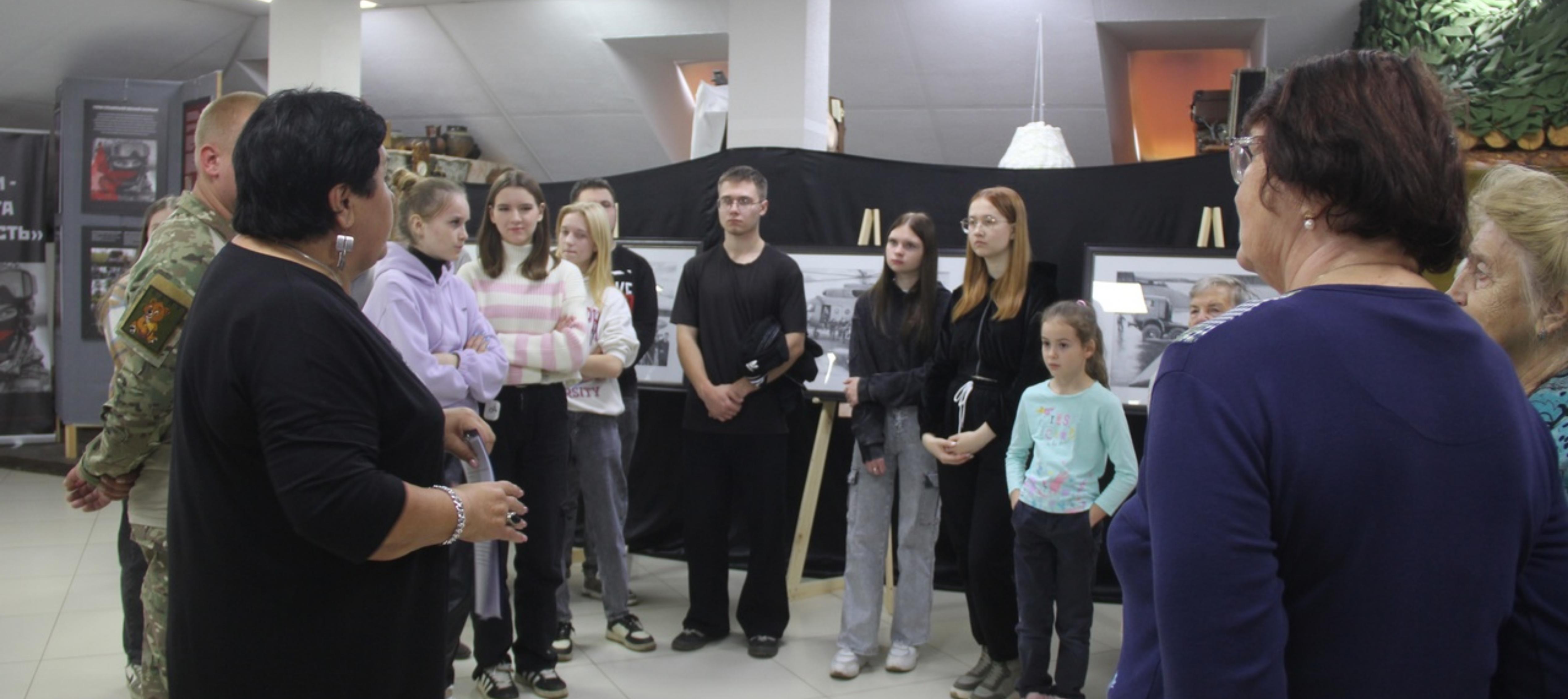 В туристическом центре открылась областная передвижная выставка «Герои. Имя им - отвага и честь».