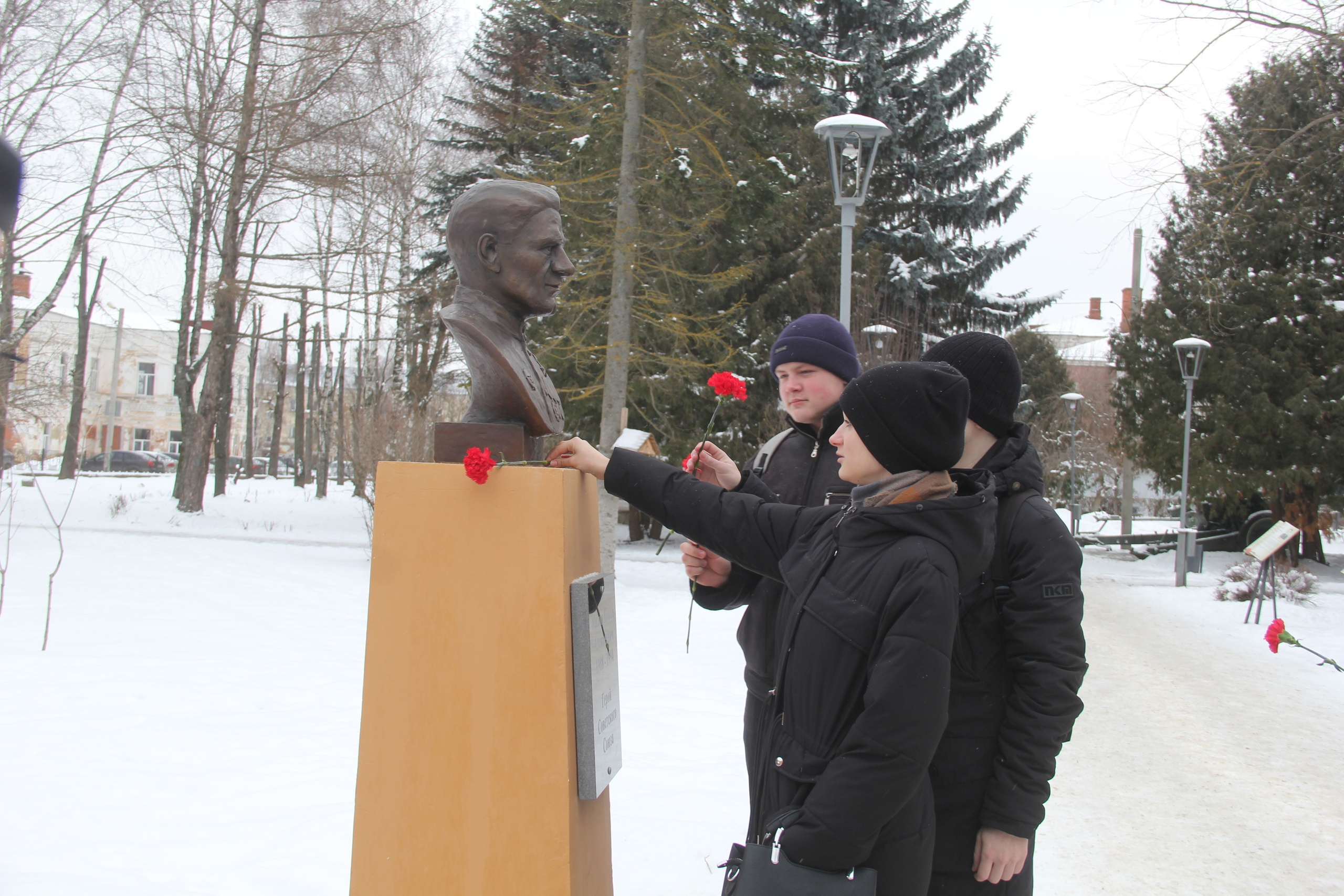 14 февраля - день рождения Героя Советского Союза Павла Алексеевича Милова.
